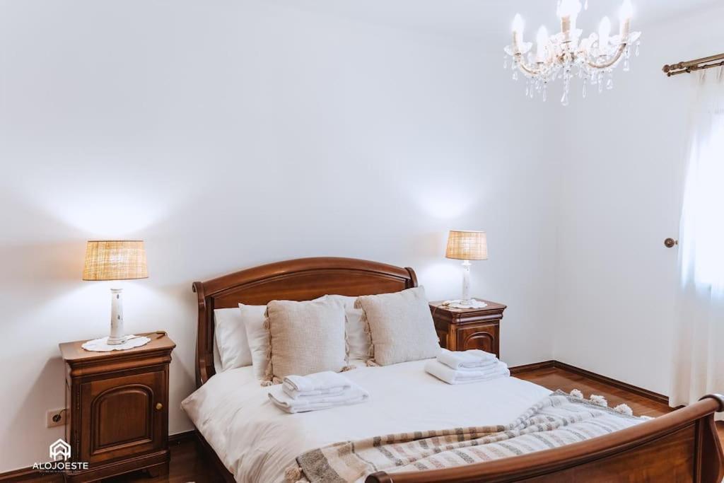 Casa Do Patio - 3 Bedrooms, Ponte Rol 토레스베드라스 외부 사진