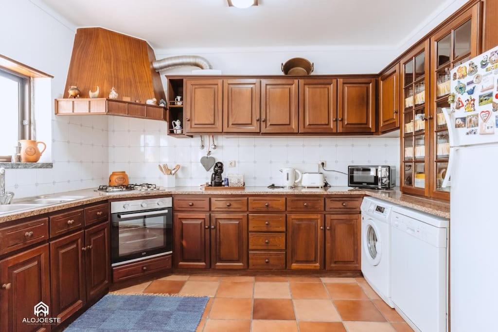 Casa Do Patio - 3 Bedrooms, Ponte Rol 토레스베드라스 외부 사진