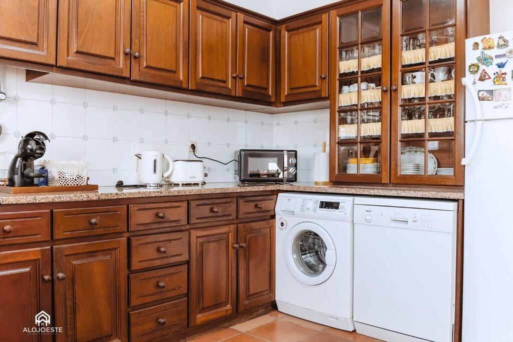 Casa Do Patio - 3 Bedrooms, Ponte Rol 토레스베드라스 외부 사진